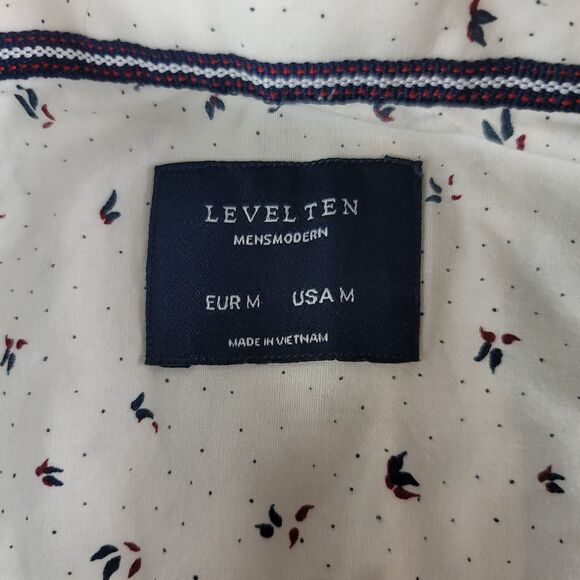 Level Ten Short Sleeve Button Down Men's Shirt Size Medium - Picture 2 of 8